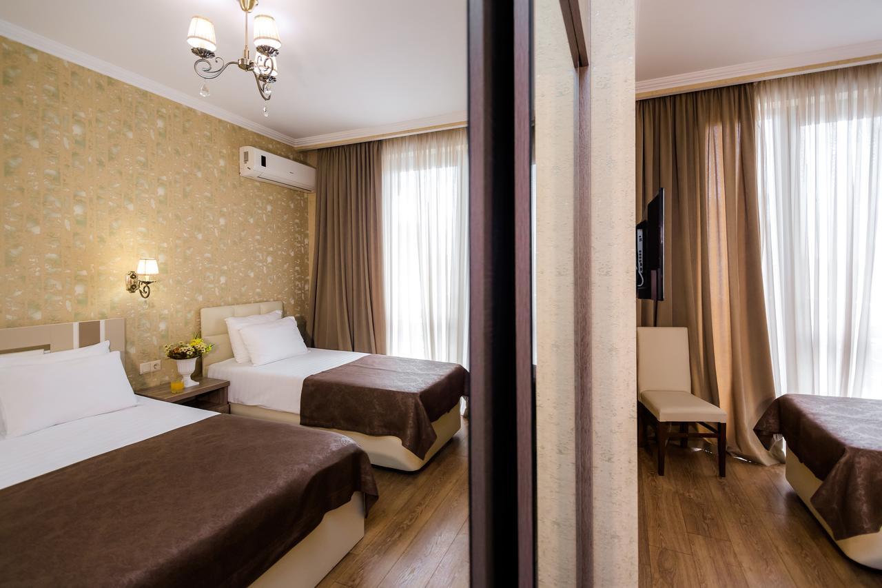 Dat Exx Apartments Tbilisi Exterior foto